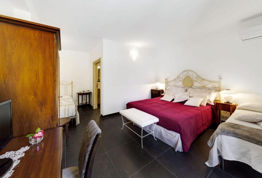 Silva Suri Guest House Marina di Ragusa Eksteriør bilde