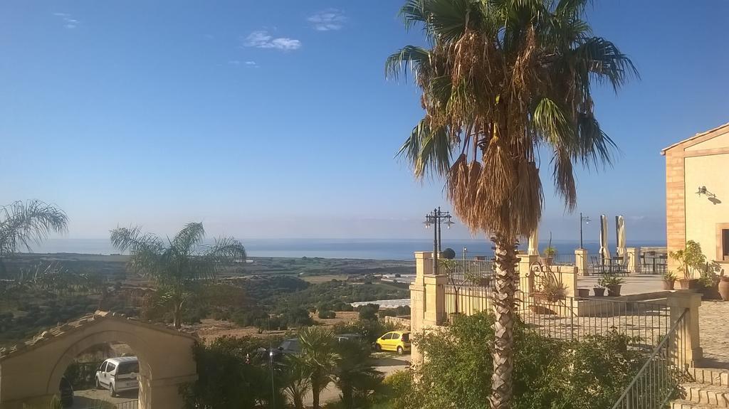 Silva Suri Guest House Marina di Ragusa Eksteriør bilde