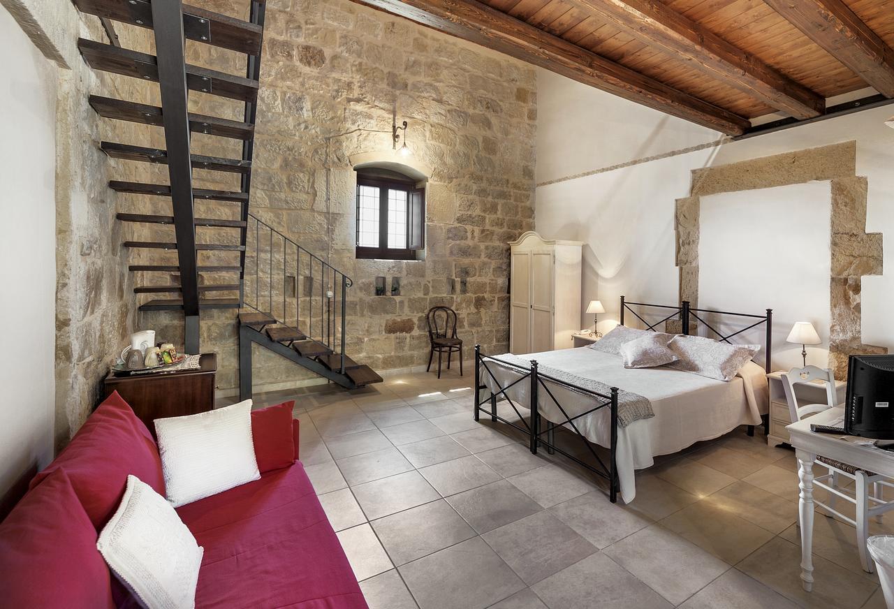Silva Suri Guest House Marina di Ragusa Eksteriør bilde