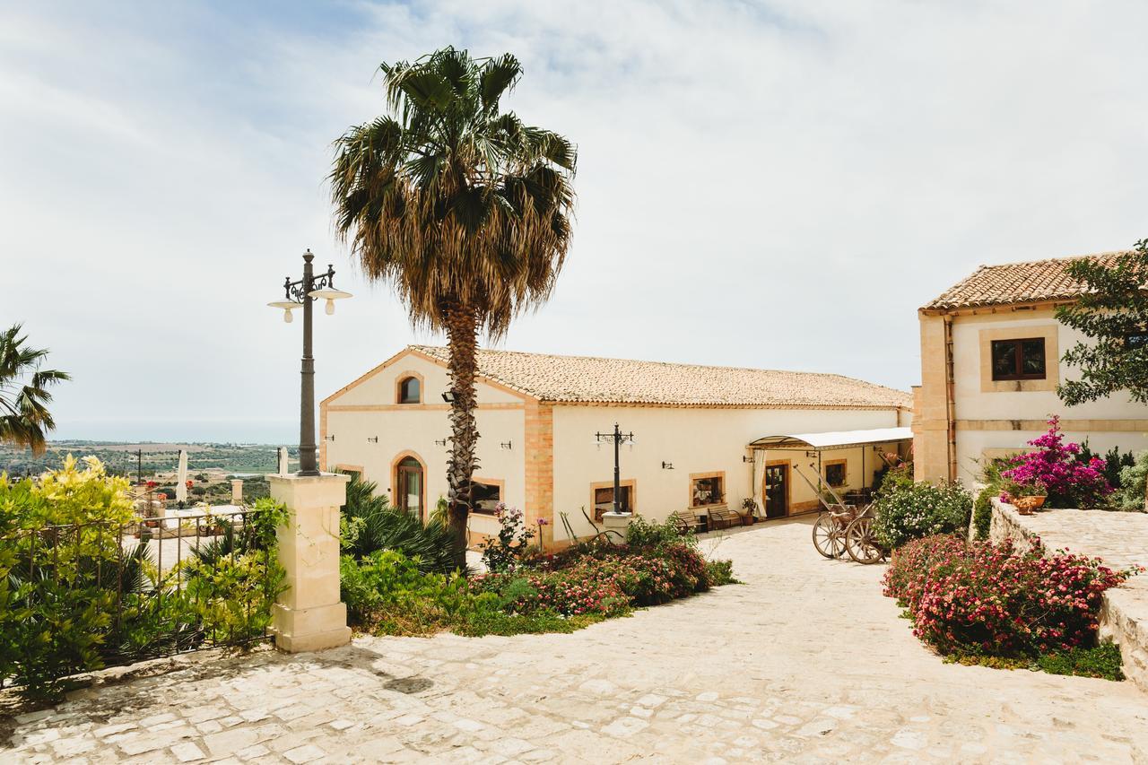 Silva Suri Guest House Marina di Ragusa Eksteriør bilde